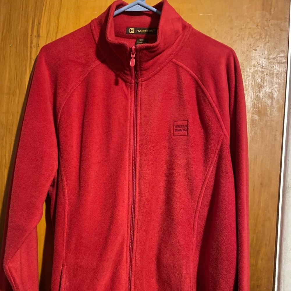 Wells Fargo jacket size Xl